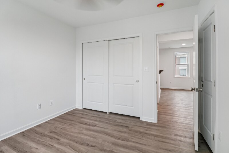 Building Photo - 303 Seaton Pl NE