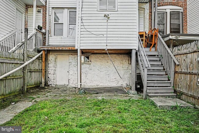 Building Photo - 409 Edgewood St
