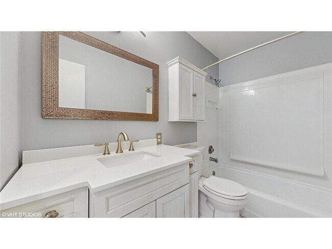 Building Photo - 2509 Cedar Hills Dr