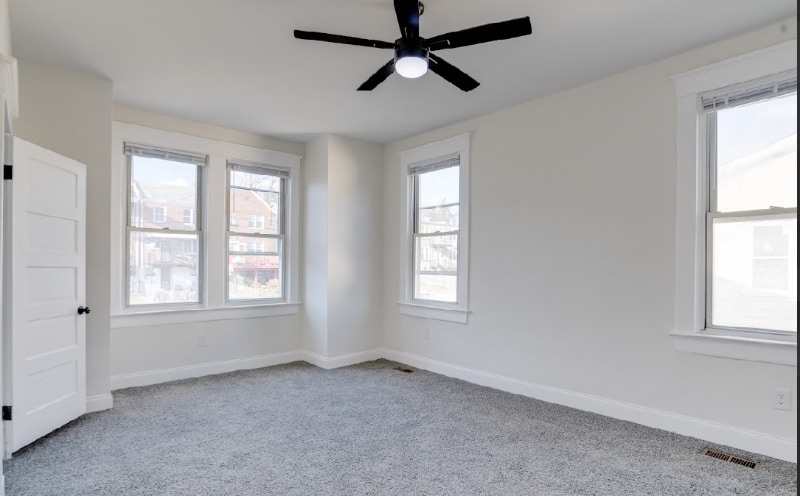 Building Photo - 4202 Fairview Ave