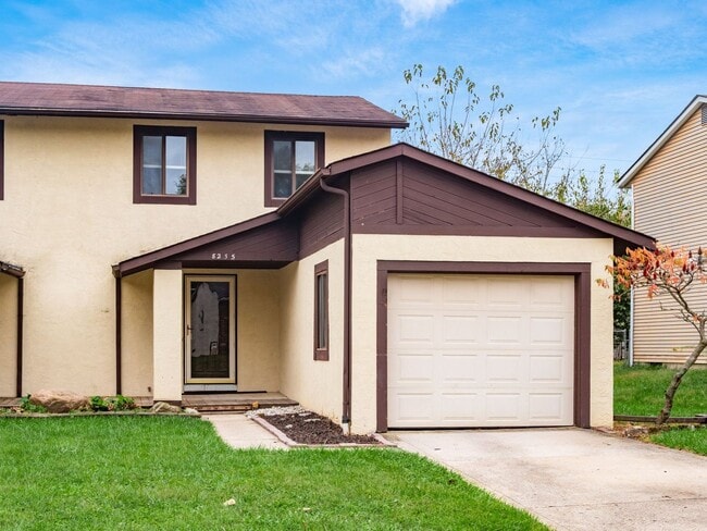 Building Photo - 8235-8237 Goldsmith Dr