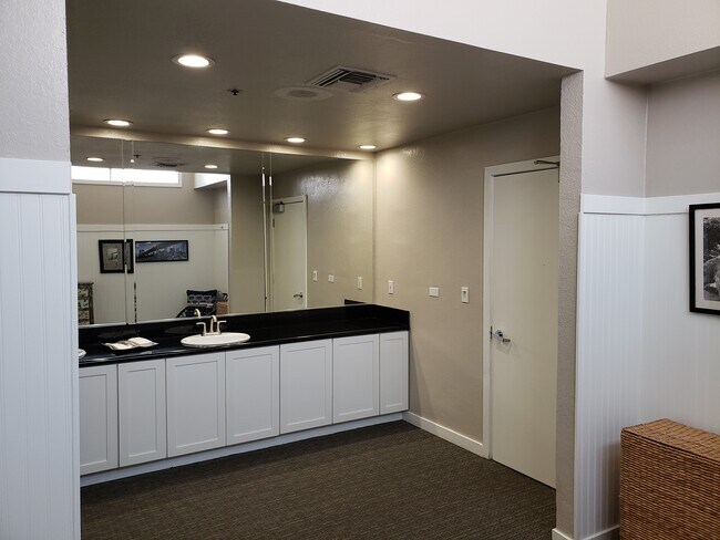 Building Photo - 6400 Christie Ave