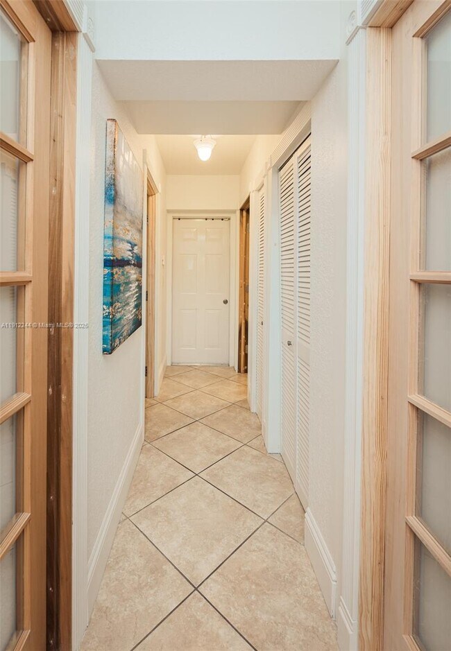 Building Photo - 302 Balboa St