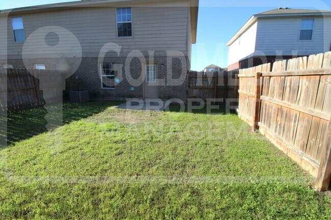 Building Photo - 3106 Yaupon Rd