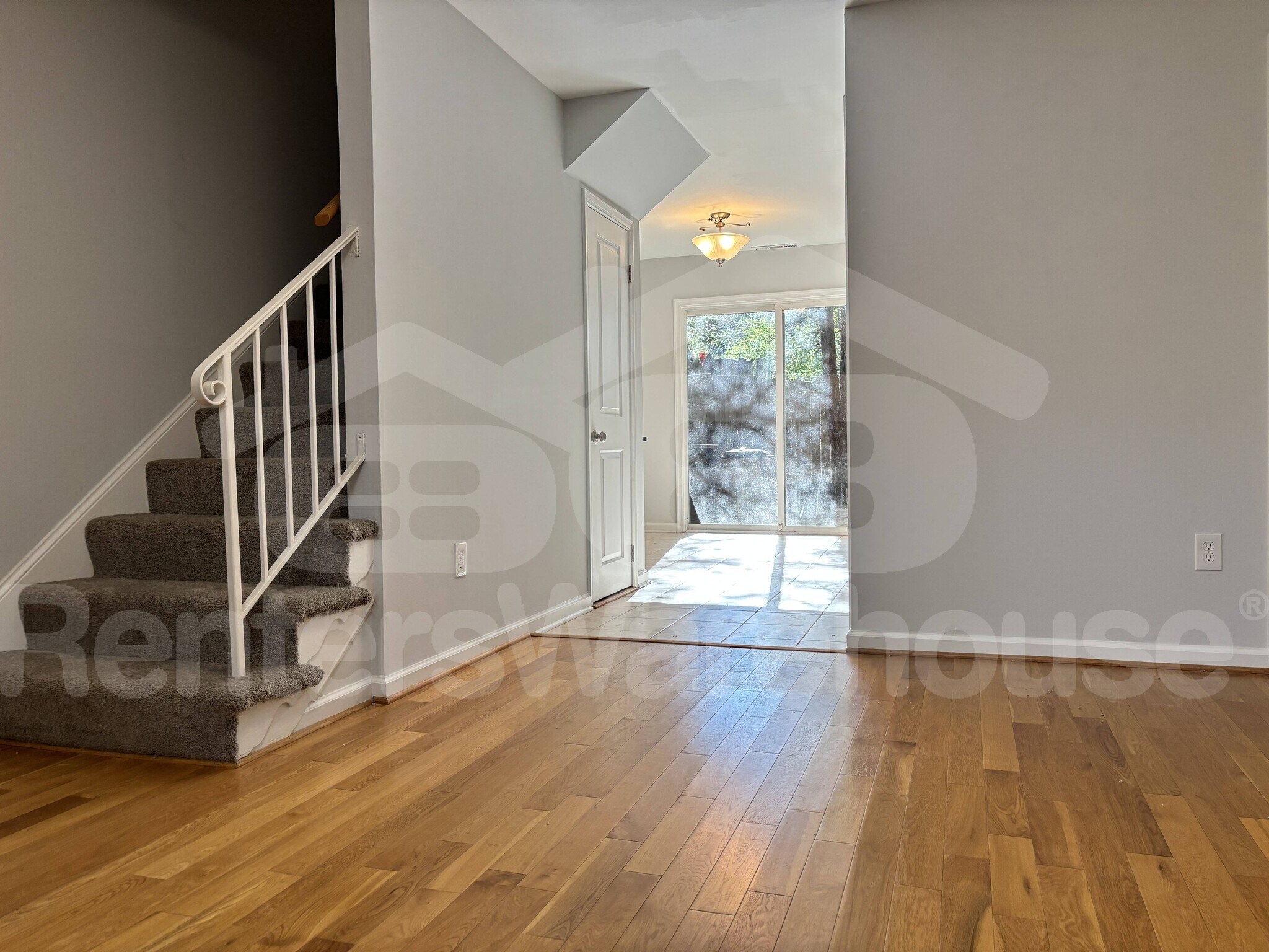 Building Photo - 1216 Westview Terrace
