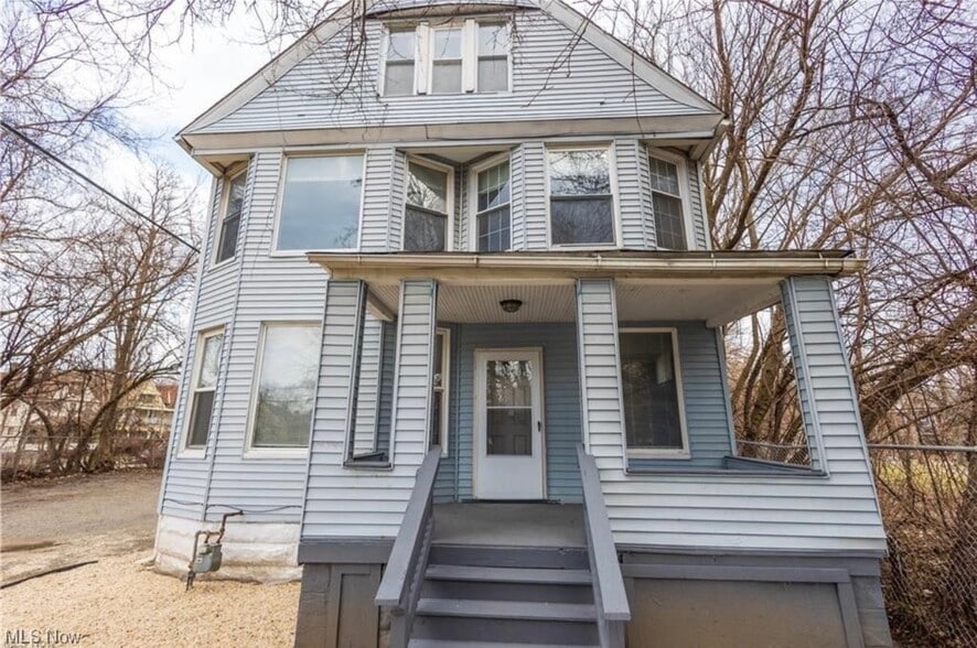 Building Photo - 8511 Wade Park Ave