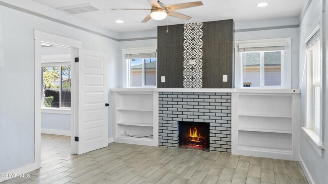 Building Photo - 3109 Douglas Ave