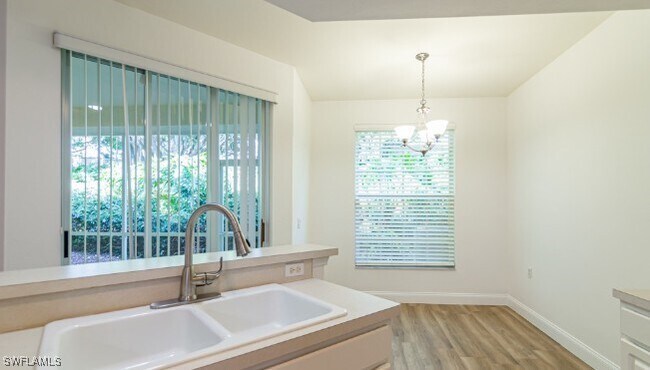 Building Photo - 2200 Arielle Dr