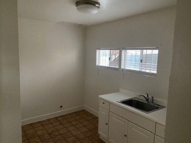 Building Photo - 839-841 W 83rd St