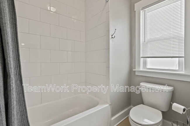 Building Photo - 1485 Menhaden Ln