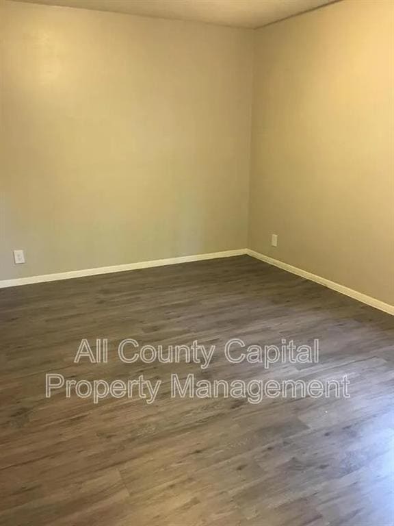 Building Photo - 103 S 1st St