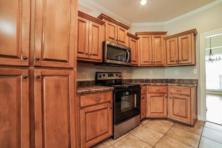 Building Photo - 2932 Keeley Cove