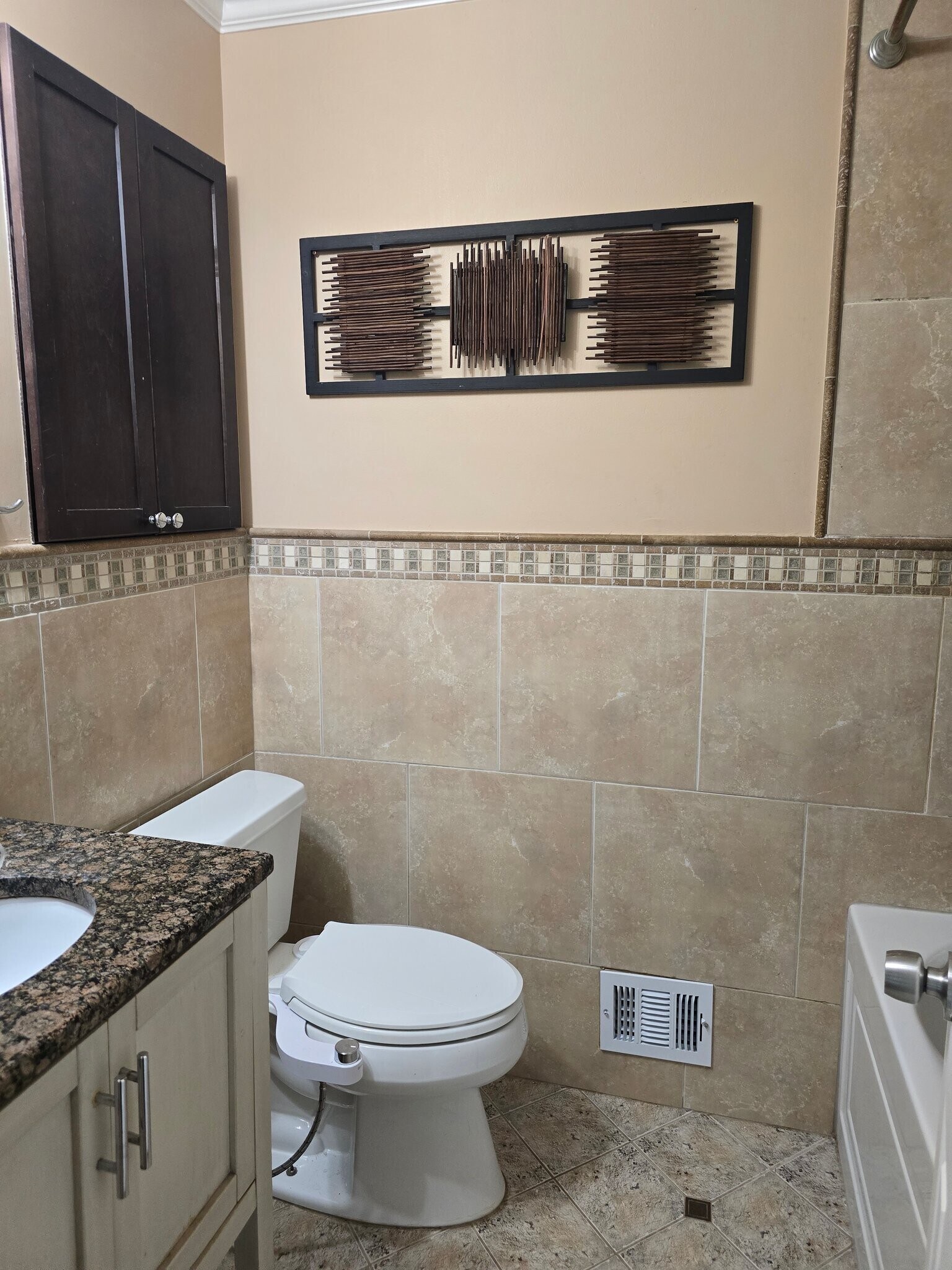 Building Photo - 602 Sugarland Run Dr