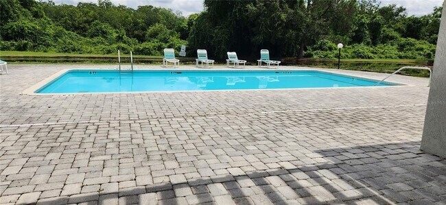 Building Photo - 11201 122nd Ave N