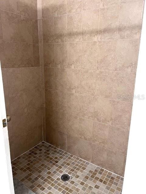 Building Photo - 2444 Parsons Pond Cir