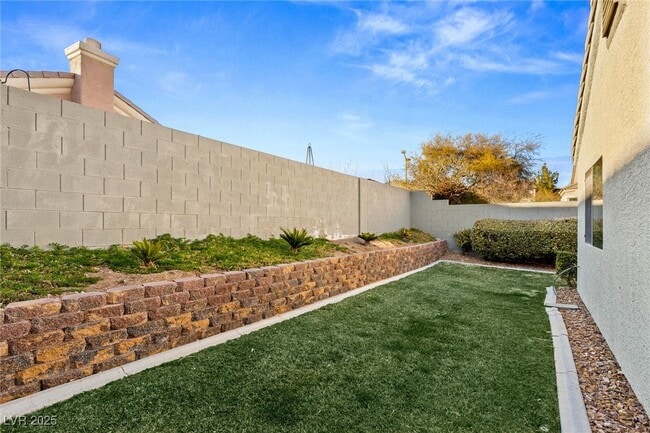 Building Photo - 2721 Willow Basket Ln