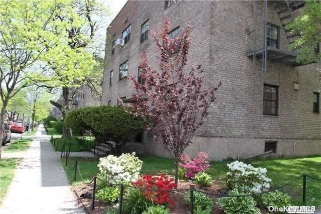 Primary Photo - 144-20 78th Rd