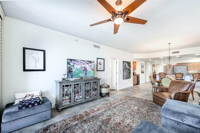 Building Photo - 3313 Sunset Key Cir