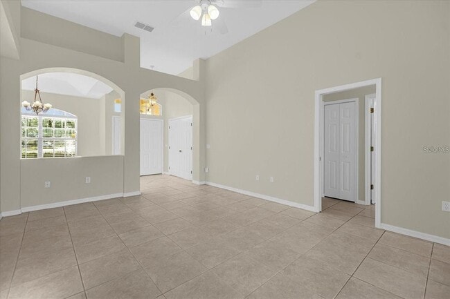 Building Photo - 13131 Luxbury Loop