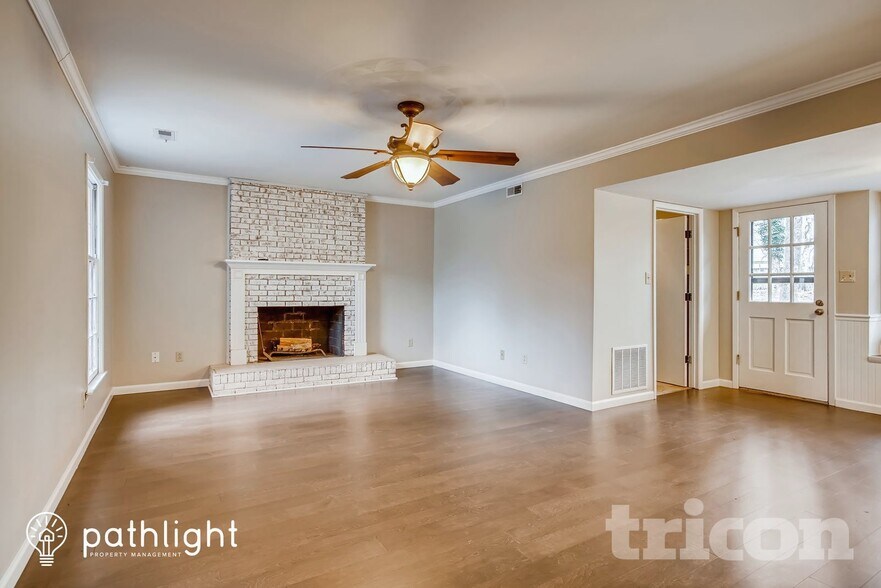 Building Photo - 812 Duffy Ct