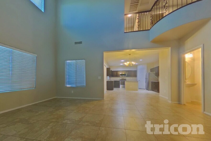 Building Photo - 5733 W Milada Dr