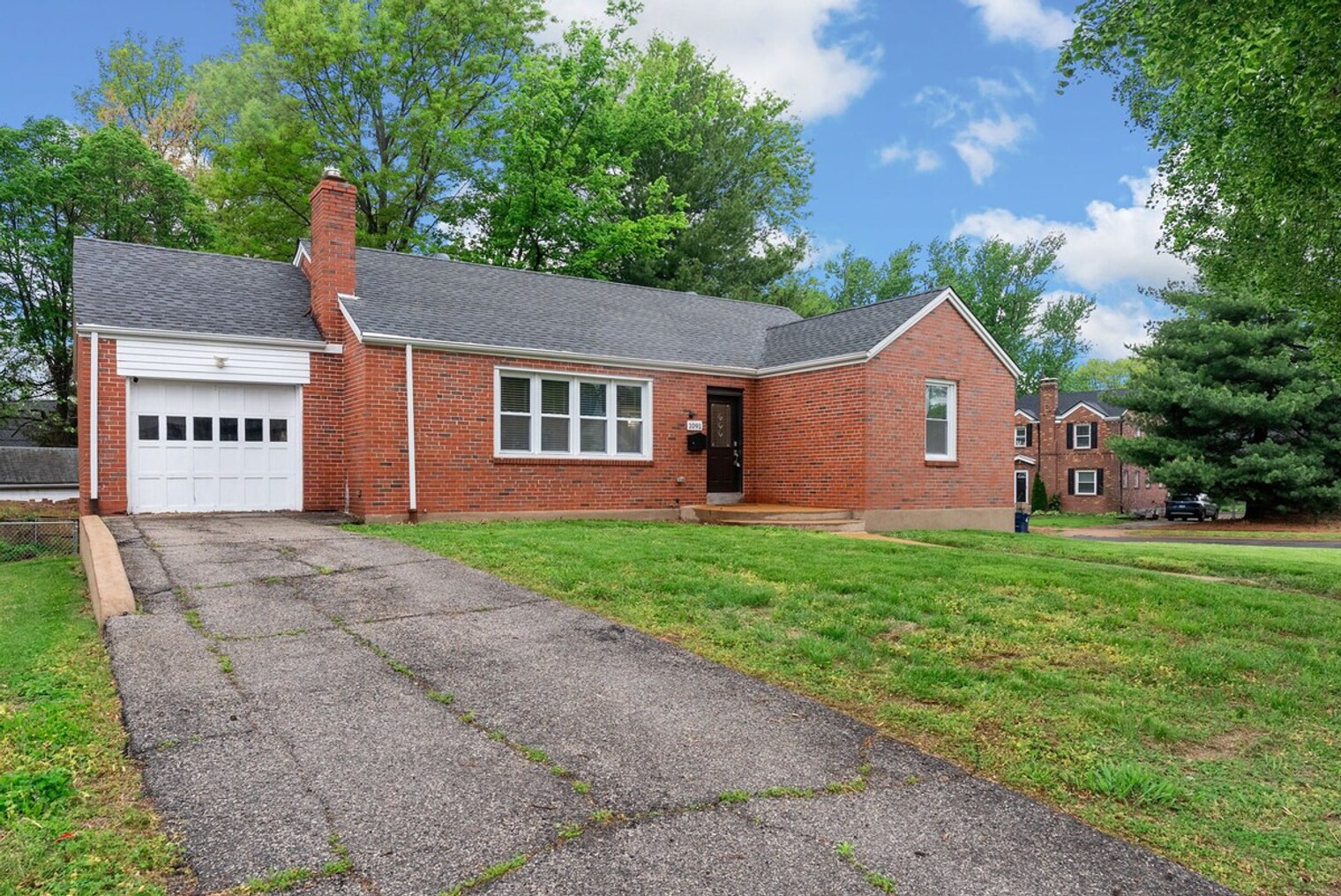 Building Photo - 1091 Purcell Ave
