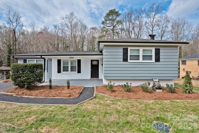 Building Photo - 1404 Nottingham Rd