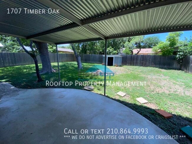 Building Photo - 1707 Timber Oak St