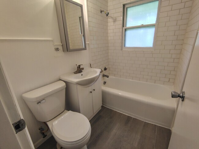 Building Photo - 3412 Harney Ct