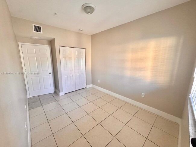 Building Photo - 6940 NW 179th St