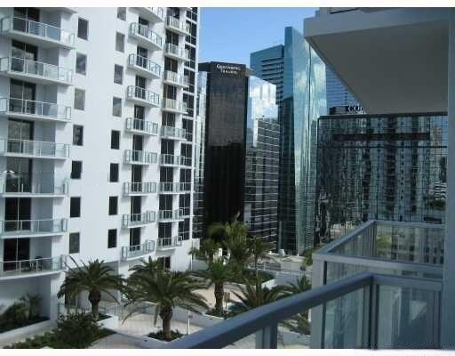 Building Photo - 1050 Brickell Ave