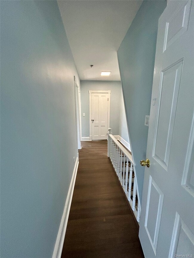 Building Photo - 206-208-208 W Main St