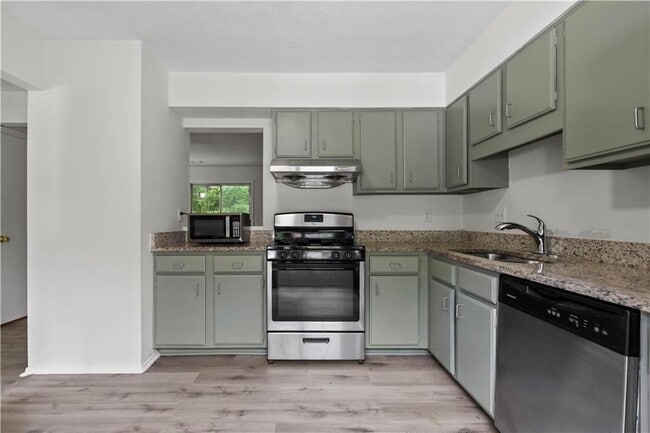 Building Photo - 2951 Aspen Woods Entry