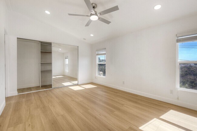 Building Photo - 2241 Meadow Lark Dr