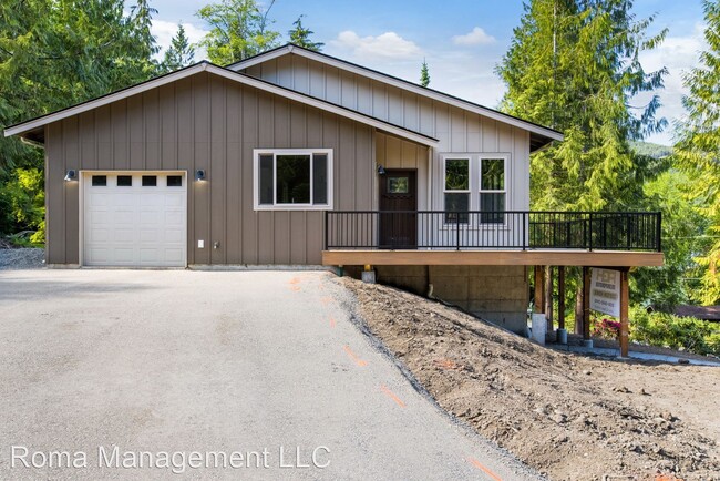 Building Photo - 425 W Lake Samish Dr