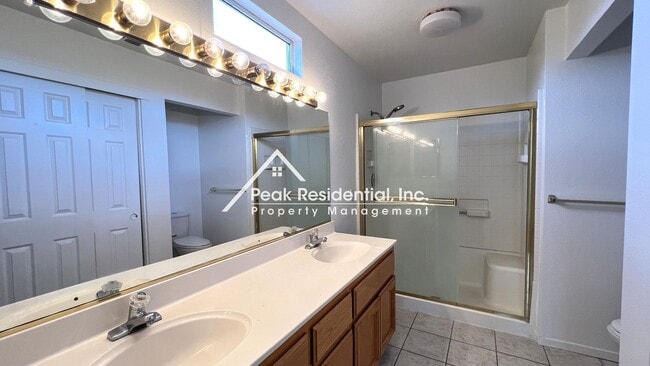 Building Photo - 8274 Golden Park Ct