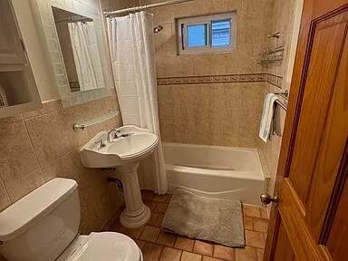 Building Photo - 89 Bailey Rd