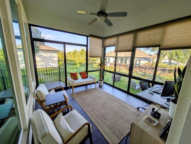 Building Photo - 109 Monterey Oak Trl
