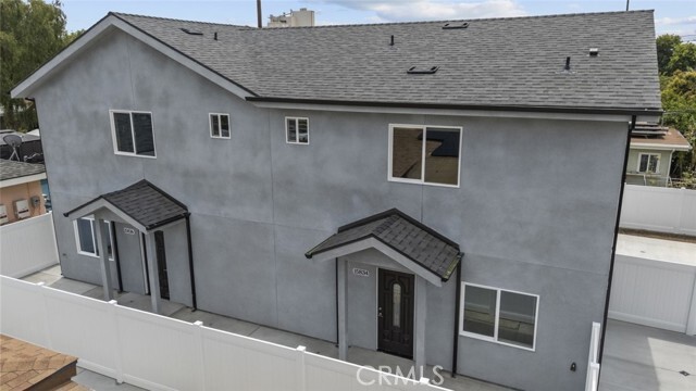 Building Photo - 15836 Eccles St