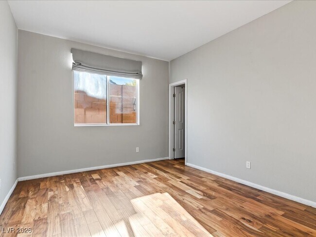 Building Photo - 2547 Serenity Hollow Dr