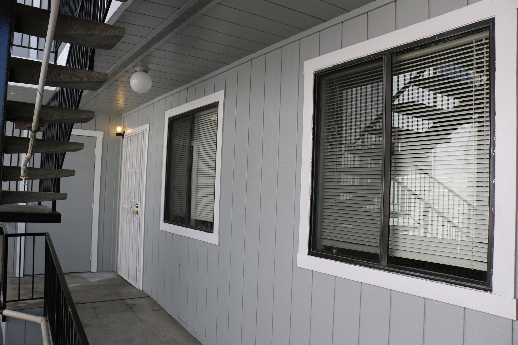 Building Photo - 3800 39th Ave