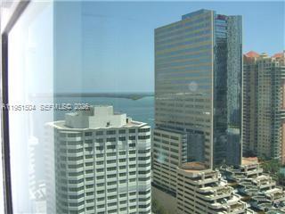 Building Photo - 950 Brickell Bay Dr
