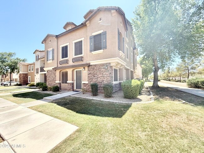Building Photo - 4144 E Jasper Dr