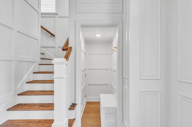 Building Photo - Charming Single Family Home in the Picturesque Bona Bella Subdivision