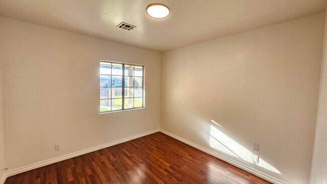 Building Photo - Lancaster Living at Its Best – Upgraded 3BR with Yard & Garage