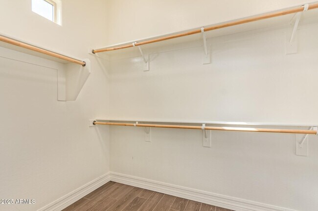 Building Photo - 2065 E Gemini Pl