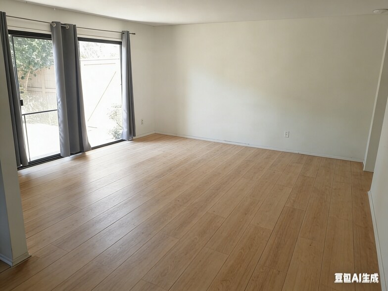 Building Photo - 609 S College Ave