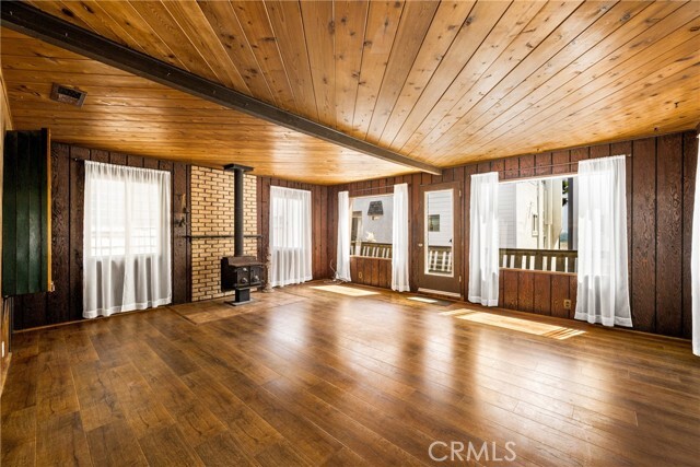 Building Photo - 58 Surfside Ave.