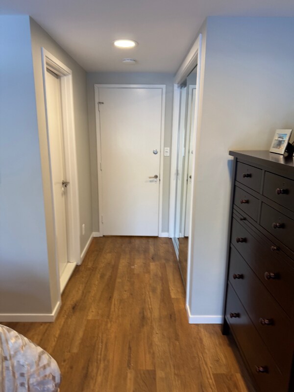 Building Photo - 1038 Quaker Bridge Rd E