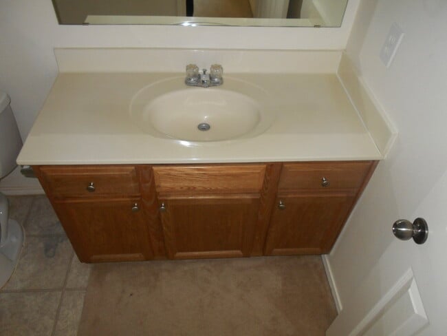 Building Photo - 521 N Juneau Ave